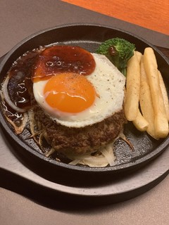 ITTOKU - ITTOKU目玉焼きハンバーグ〜特製ソース〜