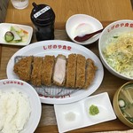 とんかつ & とり天 しげのや食堂 - 