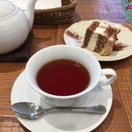Afternoon Tea TEAROOM - モンブラン&マスカットティー