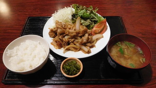 Marukatsushokudou - 生姜焼き定食