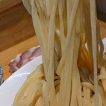 麺食堂 88 - 「特製つけそば(麺増量400g)+チャーシュー増し×2」の麺のアップ