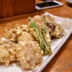 MIKURA - 豚肉と3種のキノコの天ぷら@900円