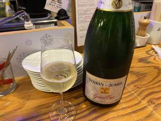 スタンドシャン食 Osaka北新地 Champagne & GYOZA BAR - 