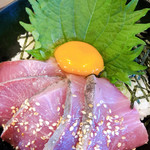 荒木伝次郎 - ブリの海鮮丼