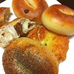 Maru Bagel - モッチモチでおいしい！