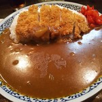 花むら - カツカレー (お皿が大きい＋ご飯の量が多い)