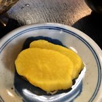 吉ひろ - カツ丼についてくるたくあん