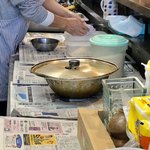 吉ひろ - とんかつの下ごしらえだけはココでやられてます