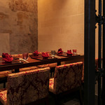 新中国料理HARAKAWA - テーブル