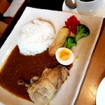 馬美舞辺母 - チキンレッグカレーランチ 1100円