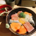 魚武酒場 - 