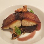 カランク - 鰆と茸 赤ワインのジュ