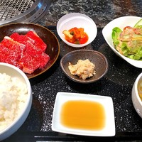 東京焼肉 一頭や コレド室町テラス店 - カルビ御膳