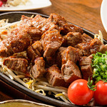 Mo Ashibi - 鉄板牛サイコロ和風卸しステーキ
