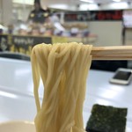 飯田商店 - モチモチで小麦香る自家製麺（小田急新宿店「TRYラーメン大賞フェスティバル」）