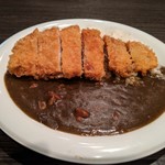 〆のカツカレー