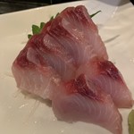 海鮮酒家 中山 - 一枚食べてからの撮影ですが美味しいシーラ刺しでした。