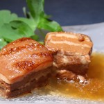 燻製沖縄料理 かびら亭 - かびら亭のラフティ