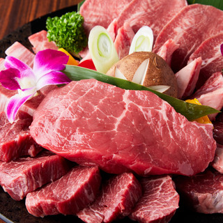 Enjoy carefully selected domestic beef and rare parts that are rarely seen.