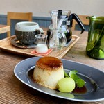 お昼ごはんとおやつ　カフェ日々 - カスタードプリン