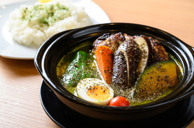 oj珈琲 食べもの屋cafe×タニタカフェ BRANCH札幌月寒店