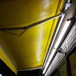 麺でる - テント下6番目