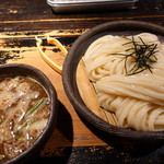 山元麺蔵 - 牛のホルモンのつけ麺