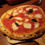 シロッコ - マルゲリータピザ