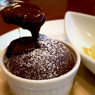 推薦甜點自制熔漿巧克力蛋糕
