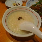 希須林 - お粥（おかわり可）　ご飯かお粥が選べる