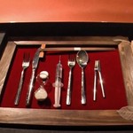 201 - 引き出しにｶﾄﾗﾘｰ