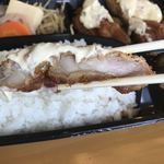 山水カントリークラブ レストラン - ソースで見づらいやろけど 身は厚い