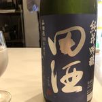 ワイン&サケルーム ロケット&カンパニー - 