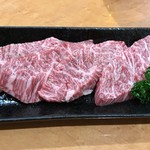 炭火焼肉 牛和鹿 - 