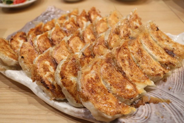 餃子王 道頓堀本店 （GYOZAOH!） - 大阪難波/餃子 | 食べログ