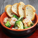 Shrimp and broccoli Ajillo [with baguette]
