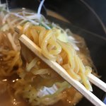 らーめん恵岳房 - 麺は、こんな感じ