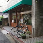 Kafue Daisuki - 店舗外。