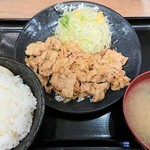 伝説のすた丼屋  - 生姜焼き定食