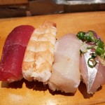 魚がし寿司 - 次鋒４貫。