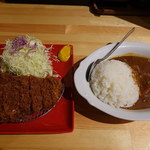 とんかつ檍のカレー屋 いっぺこっぺ - 