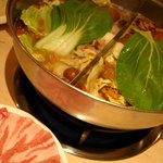 豚肉も運ばれてきました＾＾