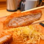 かつや - やはり端っこが美味しいのも悲しい話だ