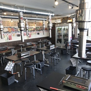貸し切りも可能な店内