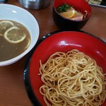 Rihacchan - レモンつけ麺大盛