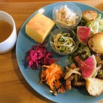 Yuno cafe - 野菜たっぷりのヘルシーランチです