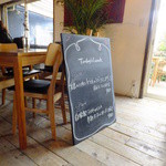 ハニーズ ネスト ロッジ - ランチメニュー（本日の・・）