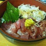 寿し 八仙 - 鯵タタキ丼（＠７００）