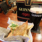 Irish Pub The Green Sheep - ギネス、フィッシュ＆チップス（ＳＳ）