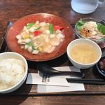 チャイニーズ厨房 華茶花茶 - Aランチ　1,100円